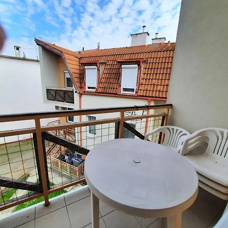 Béka Kölcsey I Appartement